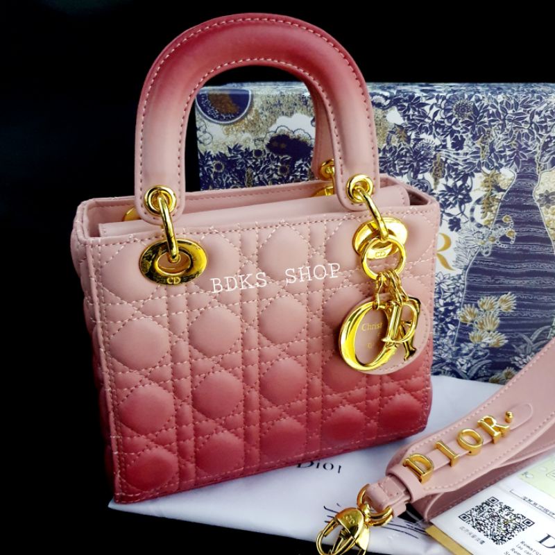 กระเป๋า MINI LADY BAG