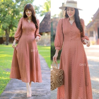 สีใหม่รับงานบุญ!!! M,L Maxi Dress เดรสสีน้ำตาลผ้าฉลุลายแขนห้าส่วน งานป้าย DNY