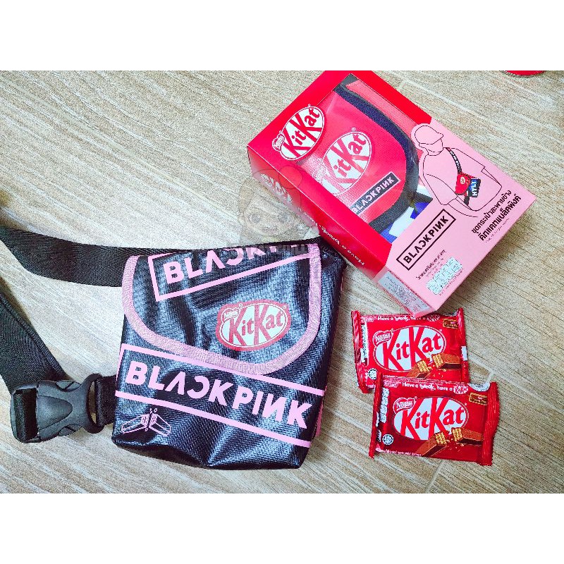 กระเป๋าคาดอก Kitkat x Blackpink รุ่นล่าสุด