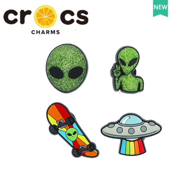 Jibbitz Crocs charms ตัวติดรองเท้า แท้ อุปกรณ์เสริม จี้รูปเอเลี่ยน และดอกไม้ สําหรับตกแต่งรองเท้า crocs DIY จิ๊บบิท ตัวติดรองเท้า crocs