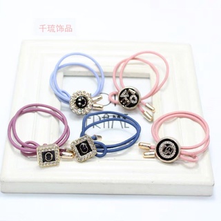 ยางรัดผมแบบสีติดเพชร ติดอักษร เซต 5 ชิ้น (คละสี)