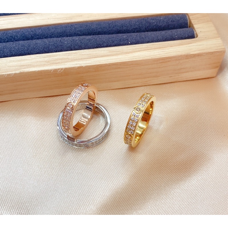 [#041]แหวน love พร้อมส่ง แหวนเพชร งานสแตนเลส ไทเทเนี่ยม งานเพชรคิวปิด เพชรสองแถวทั้งวง