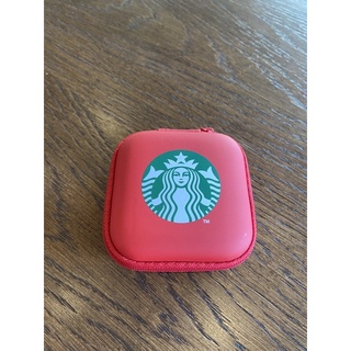 Starbucks กล่องใส่ของสีแดง ไม่มีขนม