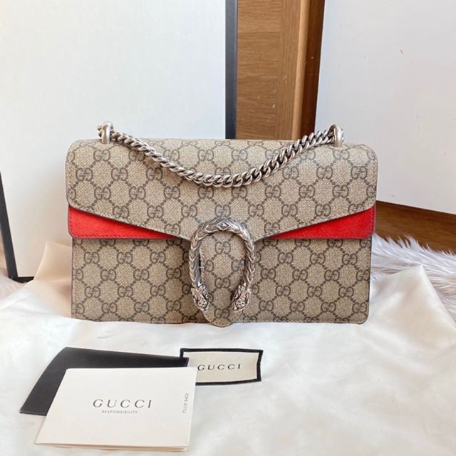 Like new Gucci small dionysus ปีกแดง สภาพงามเลยค่า ยังใหม่ ภายในสะอาด มุมไม่ถลอก หนังทรงสวย อุปกรณ์ :