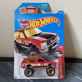 Hot Wheels Rescue 3/10 Chevy Blazer 4X4 Red Fire Yellow Windows