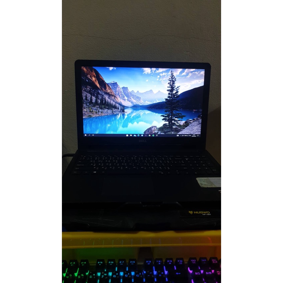 Laptop Dell Inspiron 15 3000 มือสองสภาพดี ใช้งานได้ปกติ