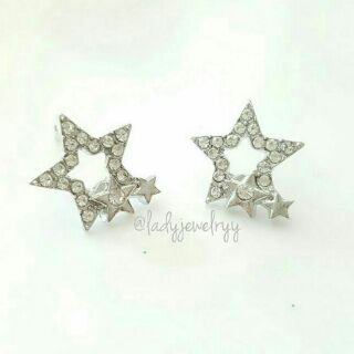 Star earring