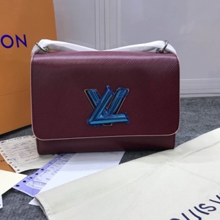 Louis Vuitton TWIST MM เกรด : Hiend 1:1 ขนาด : 25cm.