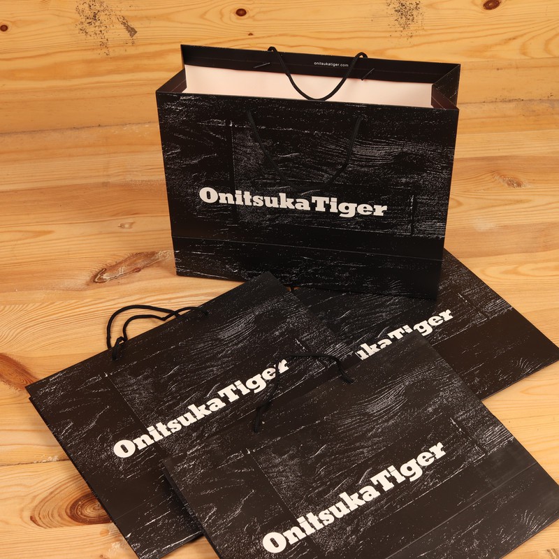 onitsuka shopee