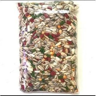 อาหารหนูแฮมเตอร์ ผสมธัญพืชรวมหลายชนิด น้ำหนัก 500g. เต็ม ส่งด่วนเก็บเงินปลายทาง