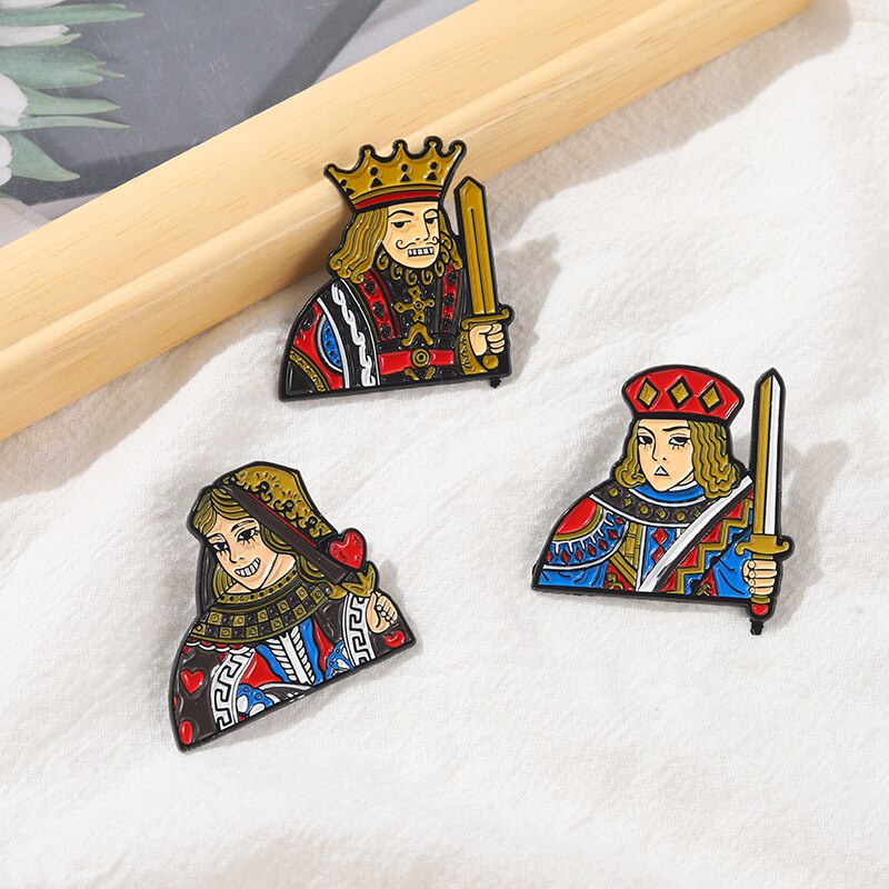 เข็มกลัด รูปไพ่โป๊กเกอร์ Jqk Enamel Pin Kingdom Jack Queen King เหมาะกับของขวัญ สําหรับเพื่อน ขายส่ง