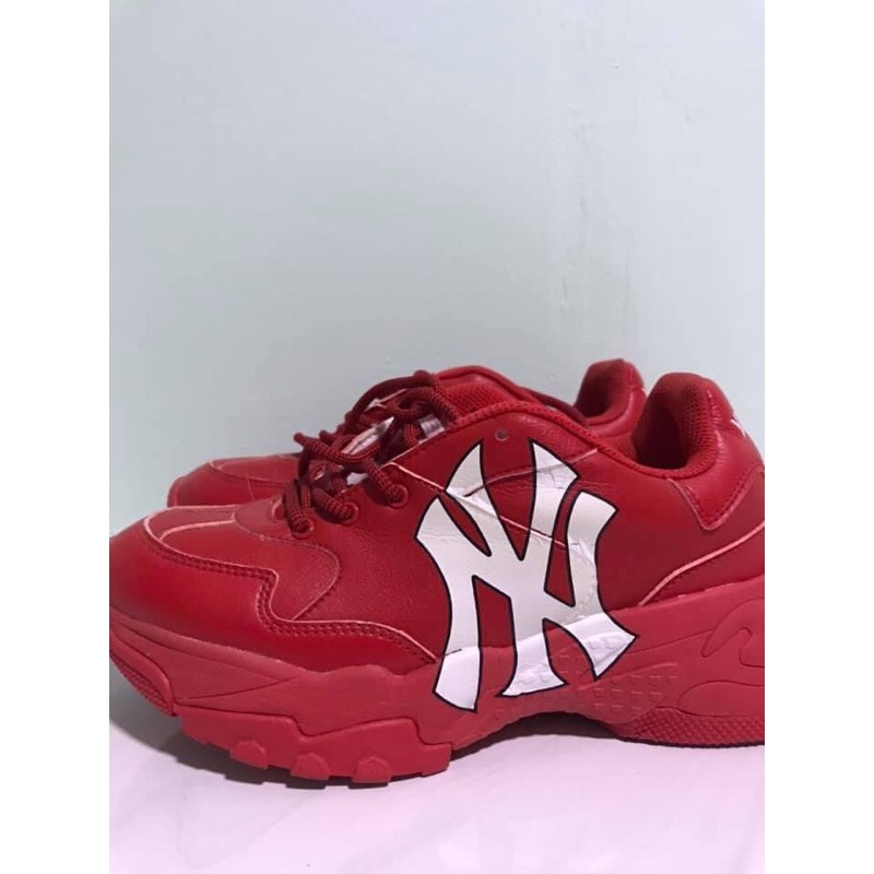 รองเท้า MLB สีแดง “มือสอง”
