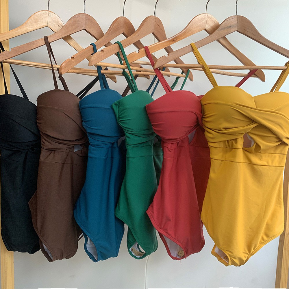 (โปรลด ) พร้อมส่ง M-L-XL ชุดว่ายน้ำ บิกินี Bikini วันพีชสายเดี่ยว
