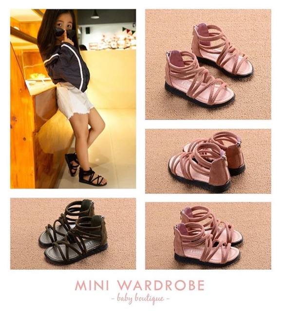 รองเท้าแตะ Criss Cross