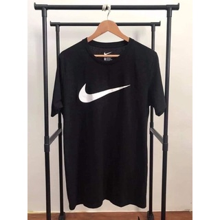 เสื้อคู่รัก - โลโก้ Nike เสื้อยืดพิมพ์ใหญ่ผ้าฝ้าย Unisex