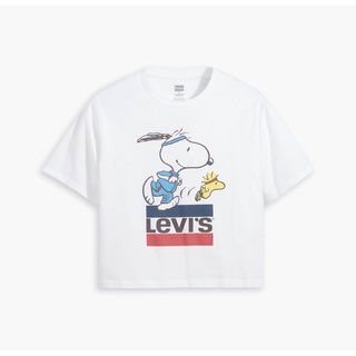 สไตล์ใหม่ เสื้อยืด LeviS® X Peanuts Snoopy Torch Runner คอกลม