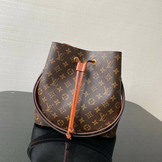 [ทักแชทก่อนสั่งซื้อ] Louis  Vuitton งานดีสุดเลยค่ะ  งานเทียบแท้สวยมากมีสายหลายสีค่ะ ราคา 11,000฿