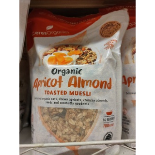 TOASTED MUESLI Organic Apricot Almond 700g