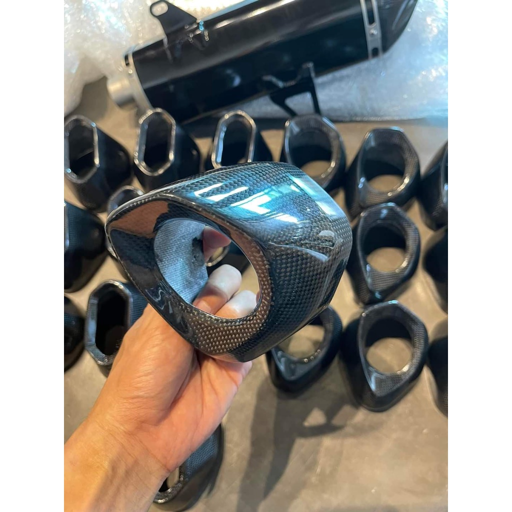 ครอบปลายท่อ pr2 xmax เพียวคาร์บอนเคฟล่าแท้