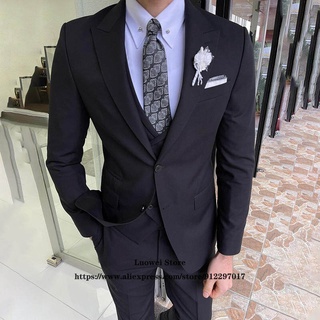 สีดำ Slim Fit สูทสำหรับบุรุษ3ชิ้นเสื้อกางเกงชุดเจ้าบ่าวงานแต่งงาน Peaked Lapel Tuxed