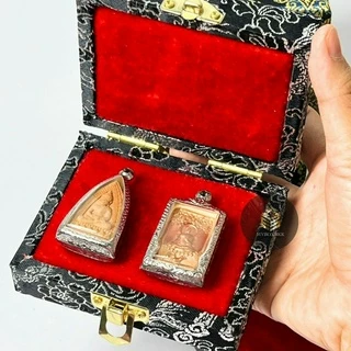 กล่องเก็บพระเครื่องกล่องกันกลิ้งลายไทยขนาด10x8x4cmคละสีลายพรีเมี่ยม