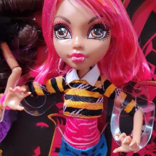 **แกะจากแพคใหญ่ แยกขาย ไม่มีกล่องค่ะ** Monster high Hawleen แกะจากแพค A pack of trouble set แยกขาย