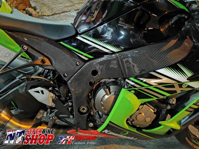 ซับเฟรม​ ZX10R​ คาร์บอนแท้​ CARBON