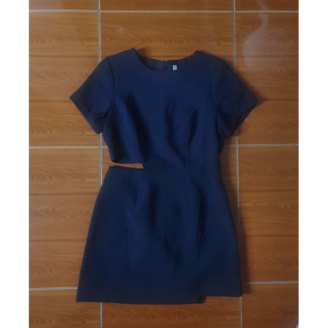 เดรสสั้นป้าย jariya รุ่นฮิต