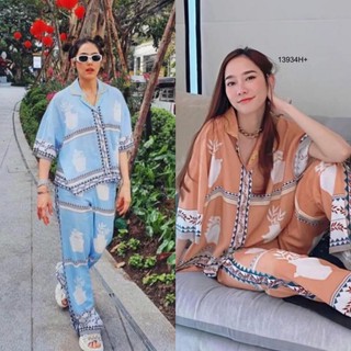 ชุดเซ็ท​เสื้อ​เชิ้ต​+กก.ยาวรูดเชือก​ลาย