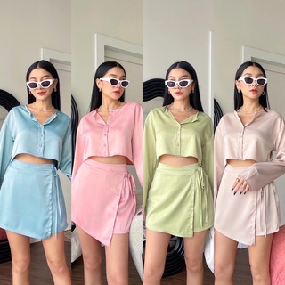 New Arrival! Satin Set✨390฿ฟรีส่ง) เปิดตัวค่า ไม่อยากให้พลาด! เซ็ตนี้สวยมาก เสื้อครอปคอกลมแขนยาวกระดุมหน้า กางเกงกระโปรง