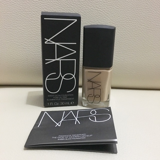 Nars sheer glow - fiji