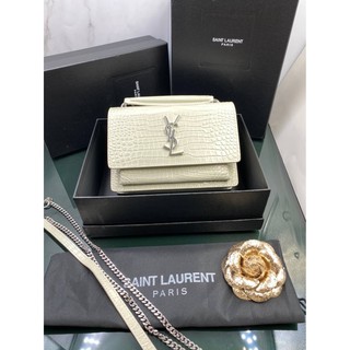 Saint Laurent Sunset อะไหล่ทอง Grade vip Size 19 cm Full box set