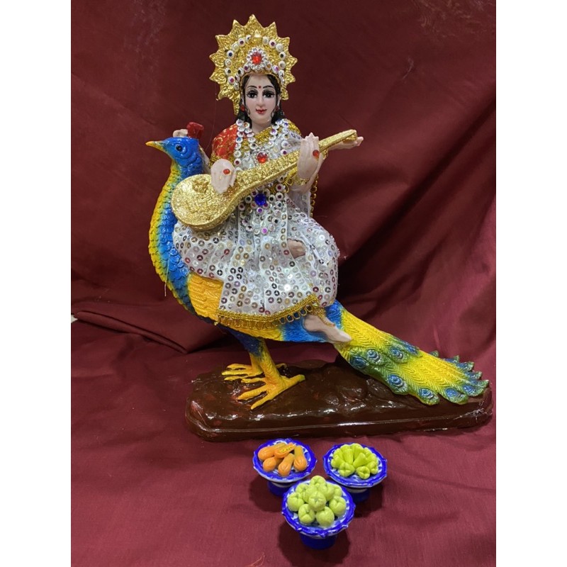 พระเเม่สุรัสวดี เทวีเเห่งโชคลาภสติปัญญา องค์ใหญ่