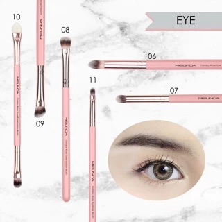 แปรงแต่งหน้าด้ามชมพู MeiLinda Gatsby Rose Brush