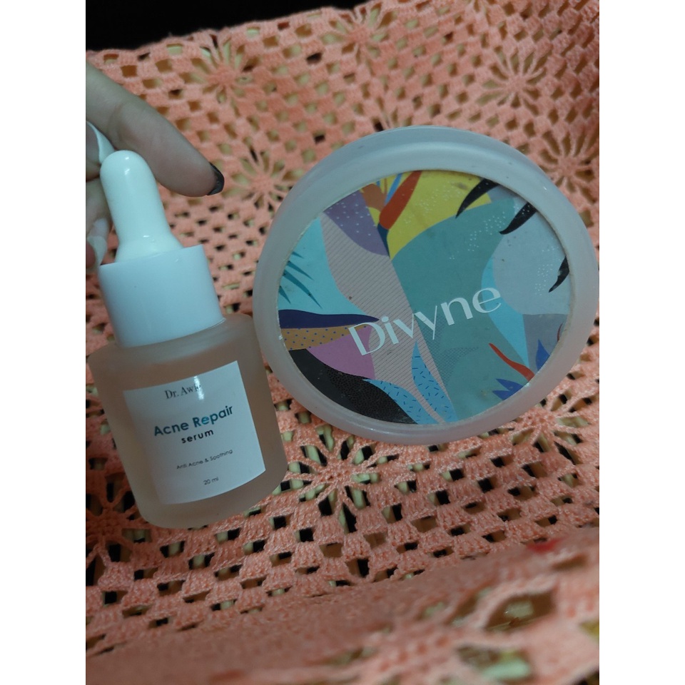 Divyne (ดิไวน์) มาส์กลดสิว รักษาสิว และ สิวอุดตัน 70g. DIVYNE Pink Superfruit Mask For Acne & Rednes