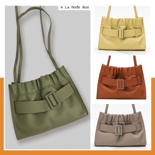 หนังวัวแท้! กระเป๋าทรง Boyy Square Soft buckled shoulder bag