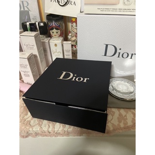 DIOR GIFT BOX กล่องของขวัญ DIOR แบบเปิดฝาหน้า