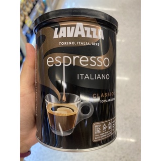 เมล็ดกาแฟแท้ คั่วบด ตรา ลาวาซซา 250 G. Espresso Italiano Classico 100% Arabica ( Ground Coffee) ( Lavazza Brand ) เอสเพรสโซ่ อิตาเลียโน คลาสสิโก้ 100% อาราบิก้า