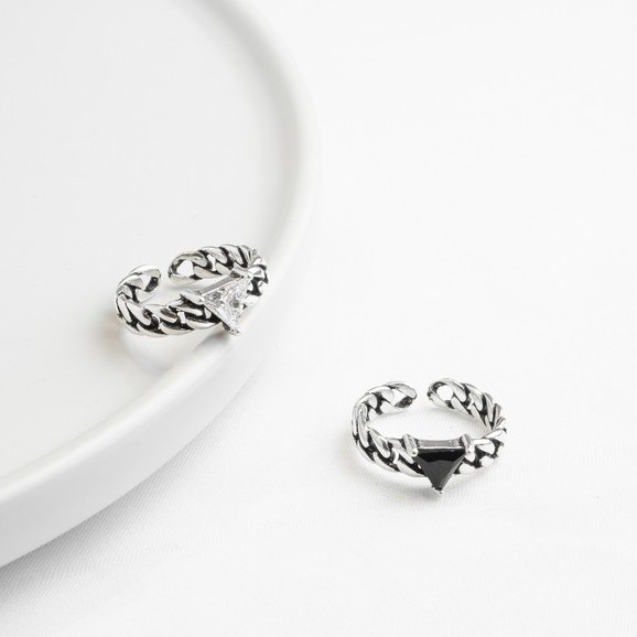 pyramid ring adjustable