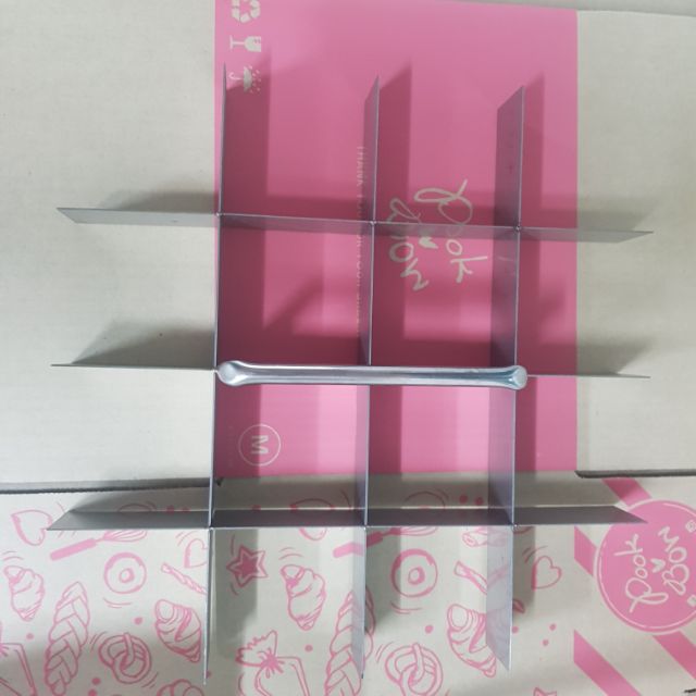 Make to Order 11×11 16 ช่องพร้อมถาด