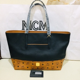 mcm Anya Shopper in Visetosดำไม่มีใบลูก