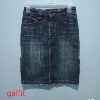 กระโปรงยีนส์ แบรนด์ญี่ปุ่น  galfit แต่งซิปข้าง ยีนส์ฟอก