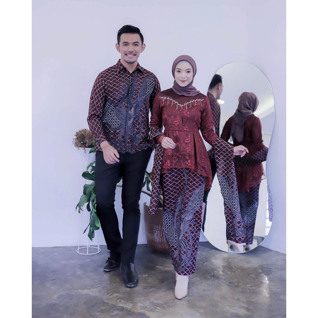 - Shopashop SOLO Batik Kebaya Couple Yunika Sequin Rance