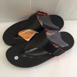 fitflop 300฿ ส่งฟรี ลงทะเบียนค่ะ