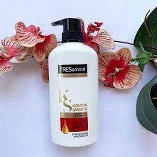 Tresemme Keratin Smooth Conditioner 425ml. ลดปัญหาผมชี้ฟู