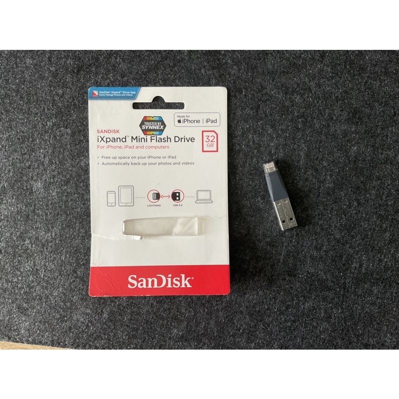 32GB SanDisk IXPAND MINI USB 3.0 ตัวเพิ่มความจำ iPhone (ความจำไอโฟน) - มือสอง