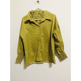 เฉพาะในไลฟ์สดเสื้อเชิ้ตเหลืองแต่งแขนพองจั้ม