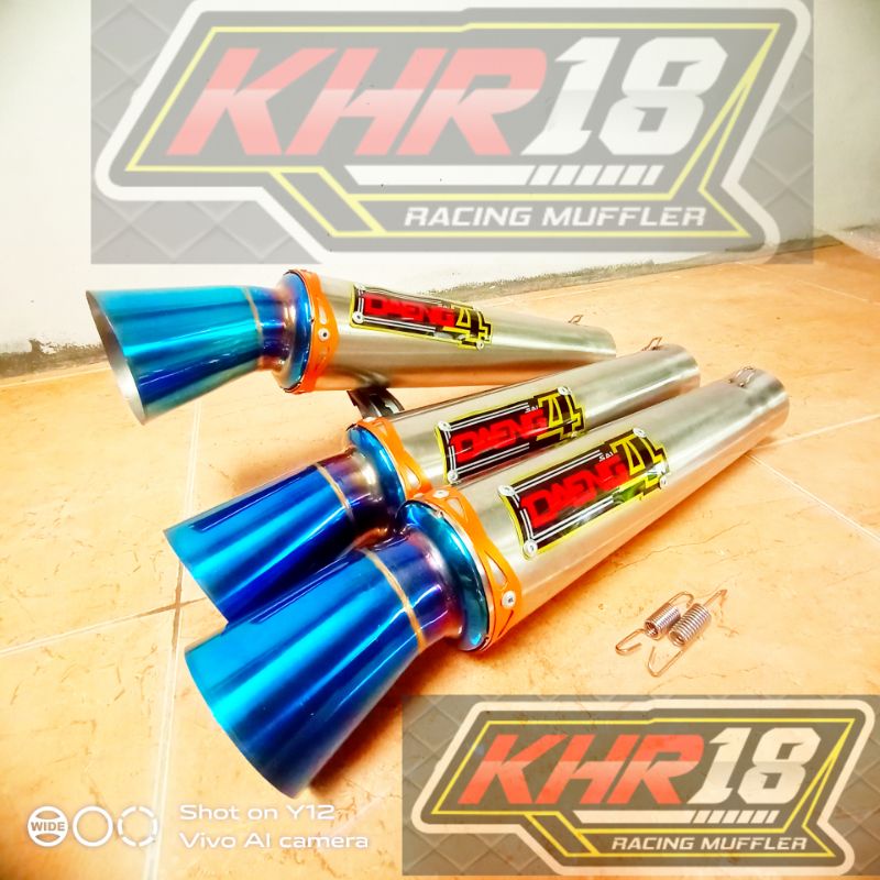 Silencer เท่านั้น DAENG SAI 4 สําหรับมอเตอร์ไซค์ทุกรุ่น ช่องเสียบเข้า 50 ช่อง