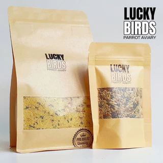 (สูตรปกติ และสูตรผสมสมุนไพร) อาหารไข่ อาหารไข่ผง สำหรับนกแก้ว ผสมวิตตามินและแคลเซี่ยม Lucky Birds