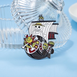 เครื่องประดับ เข็มกลัด ลายการ์ตูนอนิเมะ One Piece Luffy Lapel Pins Thousand Sunny Ship สําหรับเพื่อน